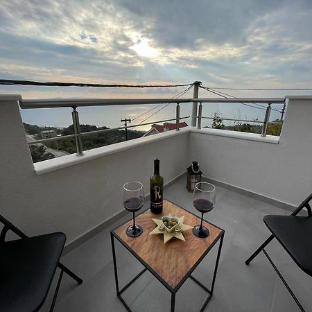 Sea Sky Apartamento Tučepi Exterior foto